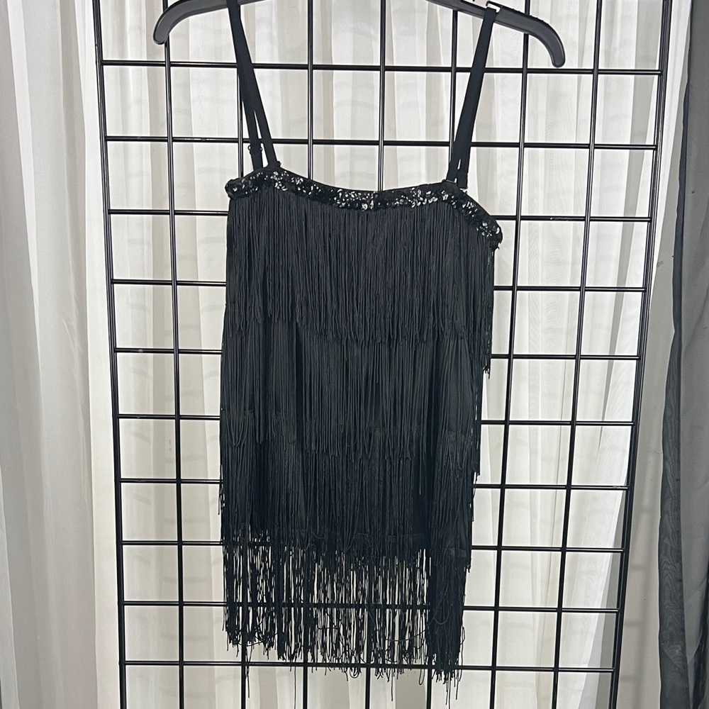 VINTAGE Black FringeTop with Sequin Detail. Perfect holiday top! - Picture 3 of 10
